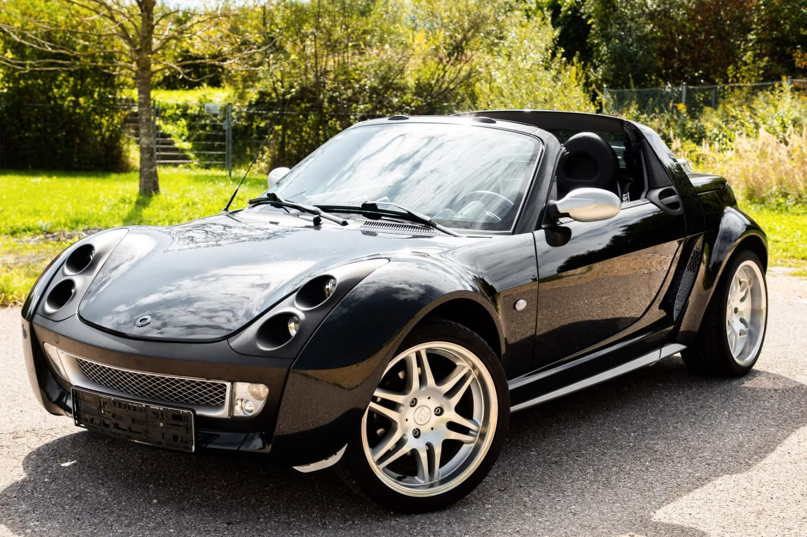 Smart Roadster - Photo 1 - Location Voiture au Bouveret